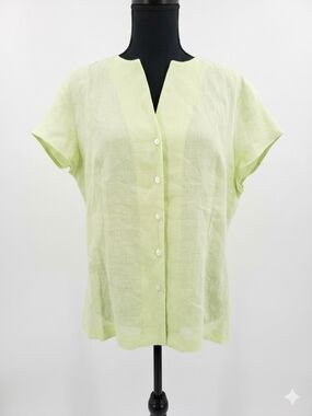 Talbots Pale Lime Short Sleeve Button-Front Blouse